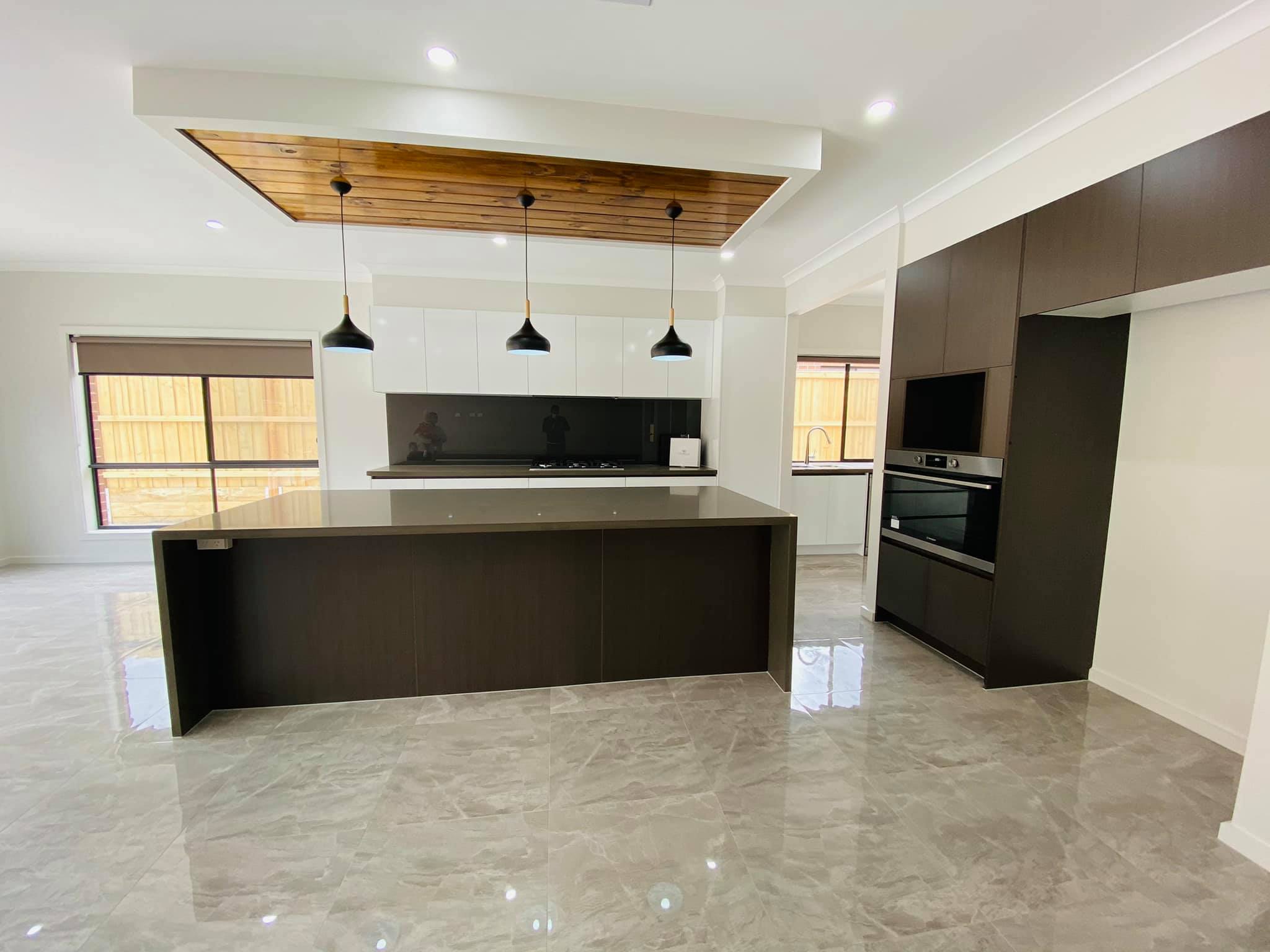 BT752 THUNDER GREY 600X600 POLISHED
