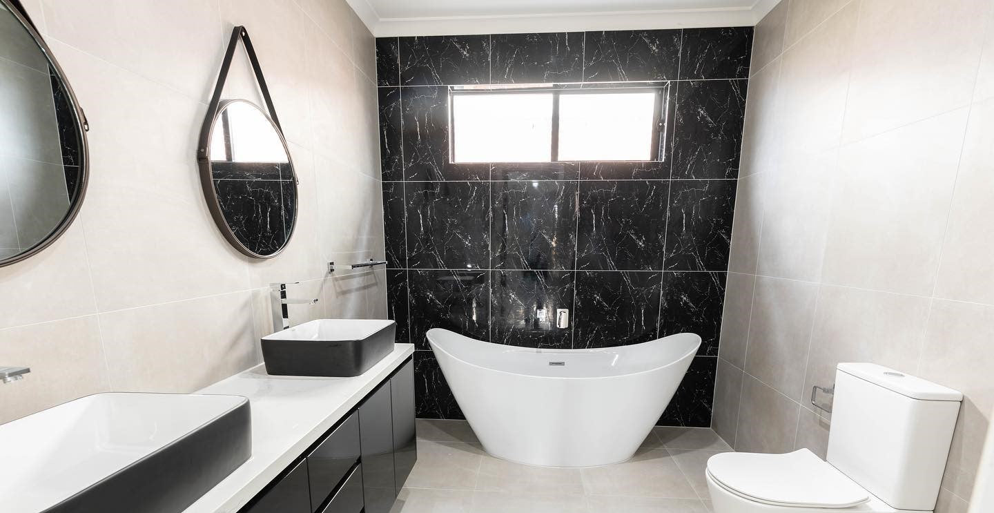 BT734 CLASSY BLACK 600X600 POLISHED
