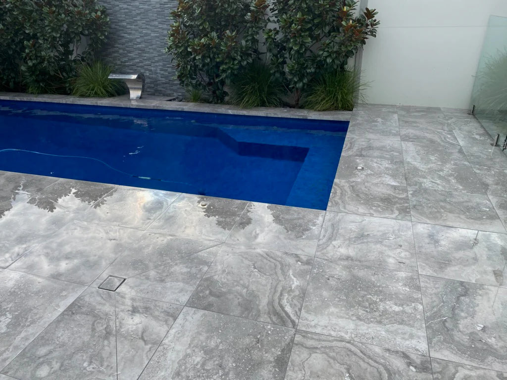 BT542 TRAVERTINE DARK 600X600	MATT