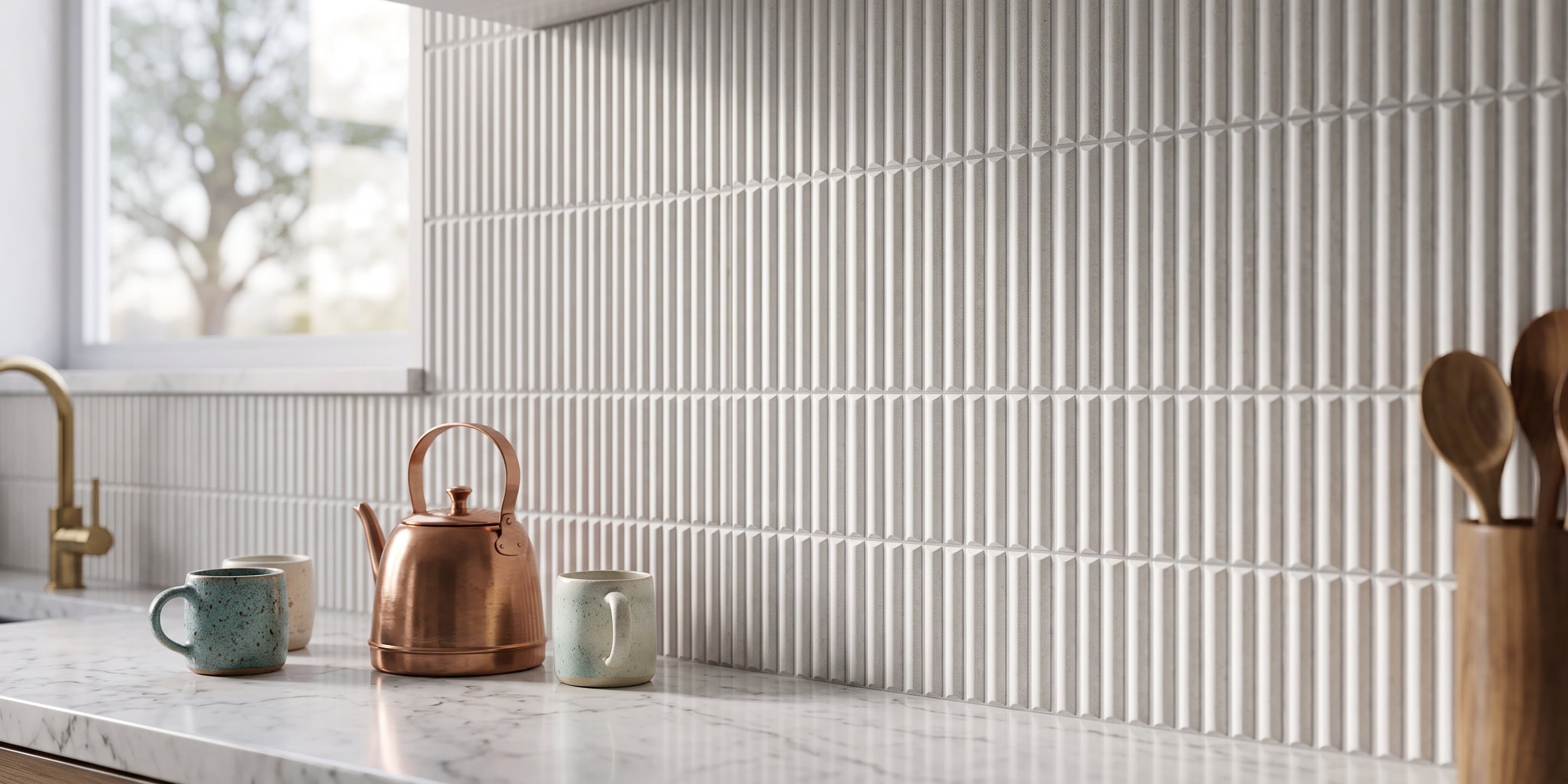 BEC904	Luma Stripes White 300 x 600 Gloss