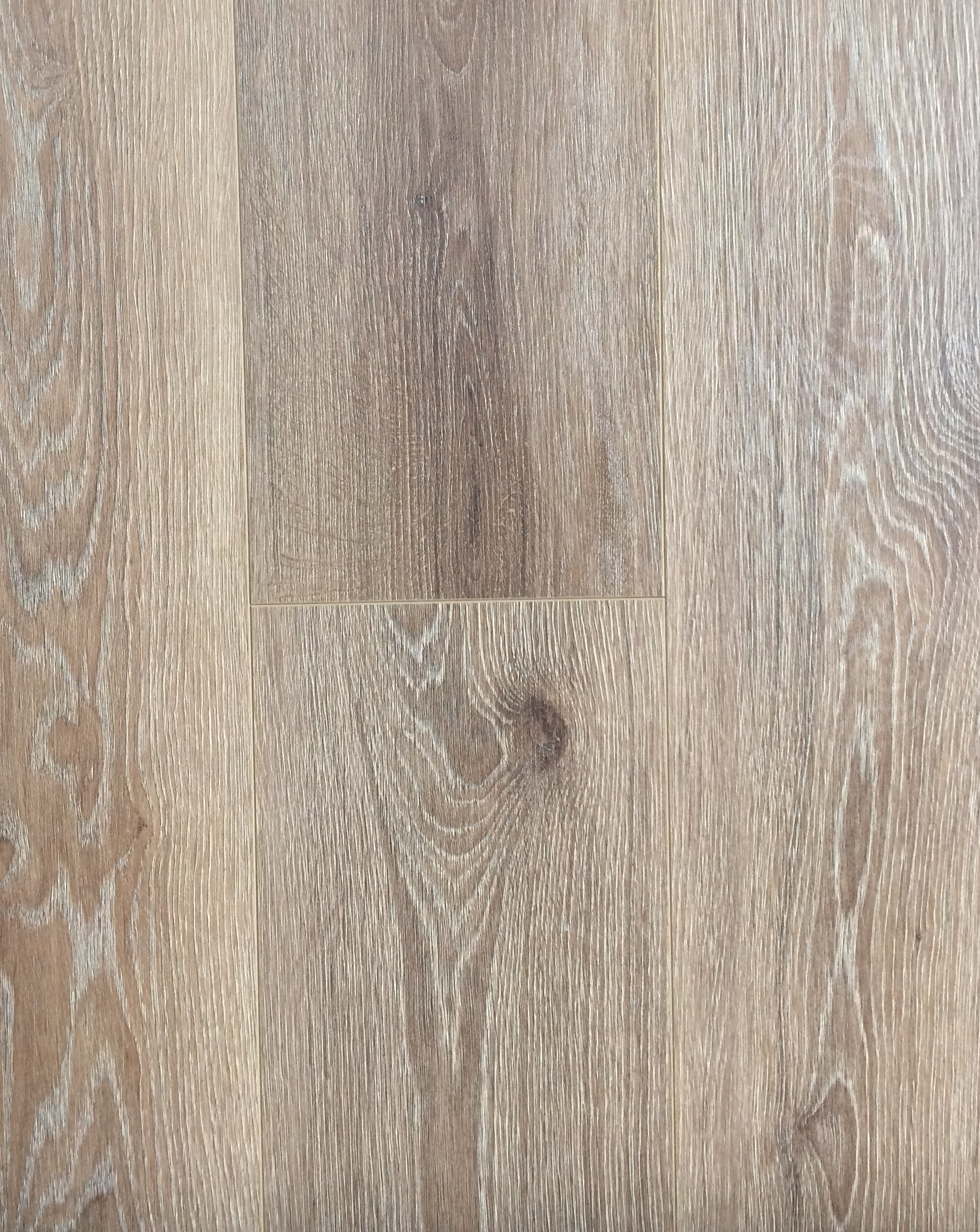 BTNG04 GROVE BROWN- Laminate Floor 12mm