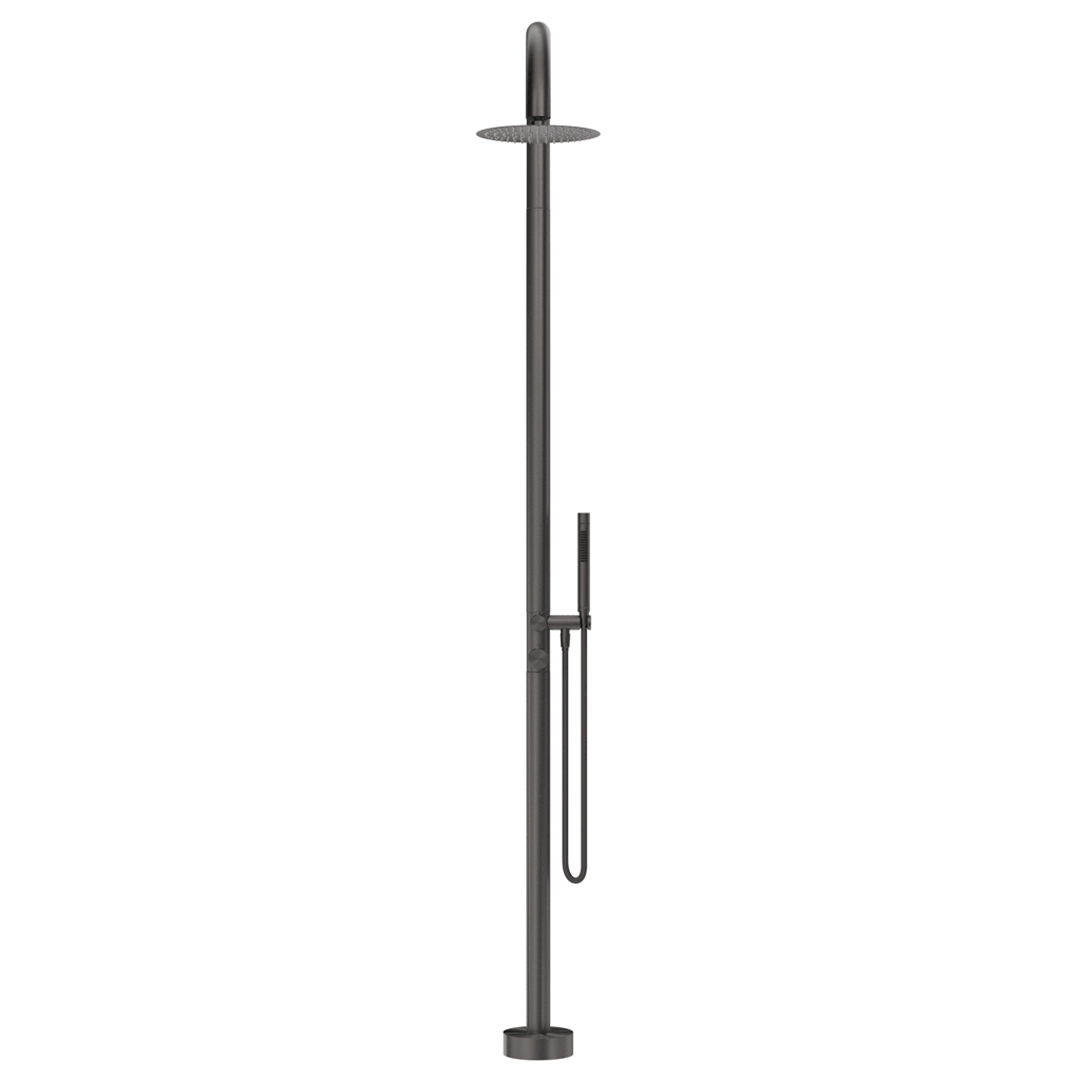Mica Gooseneck Freestanding Outdoor Shower