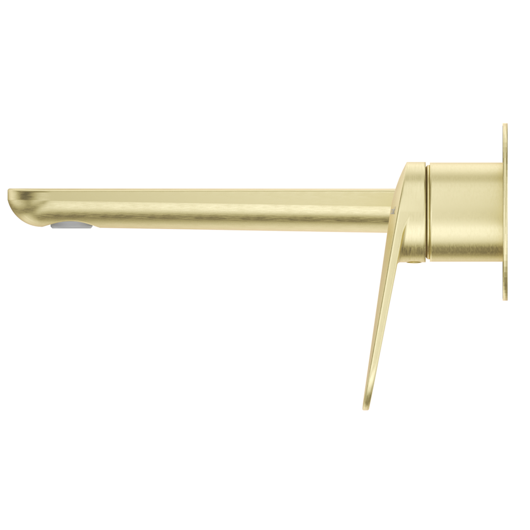 Lantra Wall-Spout Combo