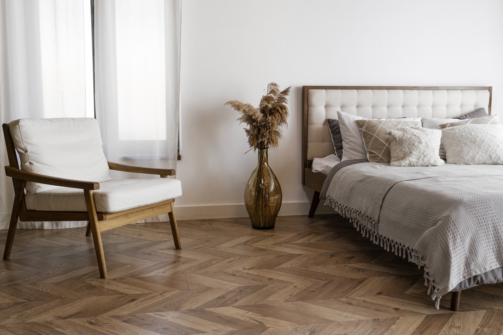 What Are the Benefits of Herringbone Hybrid Flooring?